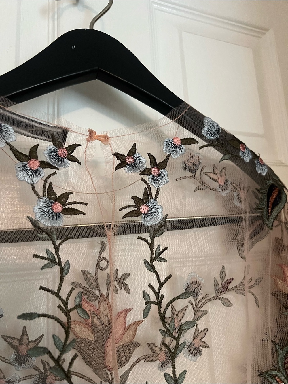 Zara Sheer pink Top with Multicolor Floral Embroidery - Picture 6 of 7